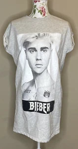 Justin Bieber Divided by HM Womens Sz 6 Purpose Tour Photo Long Sweatshirt - Picture 1 of 5