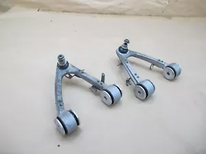 🥇04-08 MASERATI QUATTROPORTE M139 FRONT RIGHT & LEFT UPPER CONTROL ARM SET OEM - Picture 1 of 19