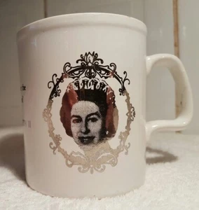 QUEEN ELIZABETH II Mug Silver Jubilee Celebration 1977 Feat Duke Of Edinburgh - Picture 1 of 6