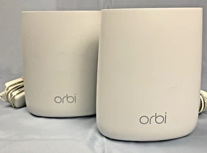 Router NETGEAR Orbi RBR20 con Wifi Satelital RBS20 (Blanco) Con Cables de Alimentación - Imagen 1 de 5