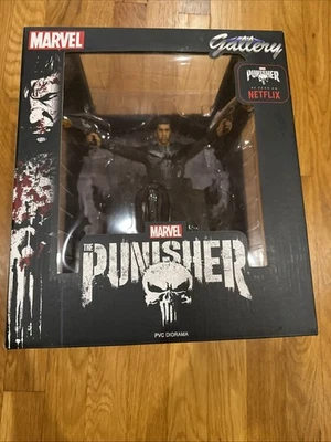 MARVEL Netflix The Punisher W/ Jon Bernthal Gallery Statue - Image 1 of 4