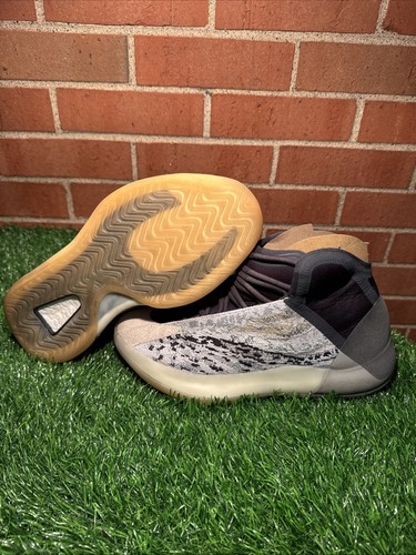 Yeezy QNTM Sea Teal GY7926 Uomo Taglia 7.5 VNDS Og Tutti i Documenti Scatola E Tutto