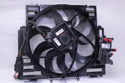 RADIATOR FAN ASSEMBLY BMW 528i 2011 11 2012 12 1328078 Foto 1 de 4