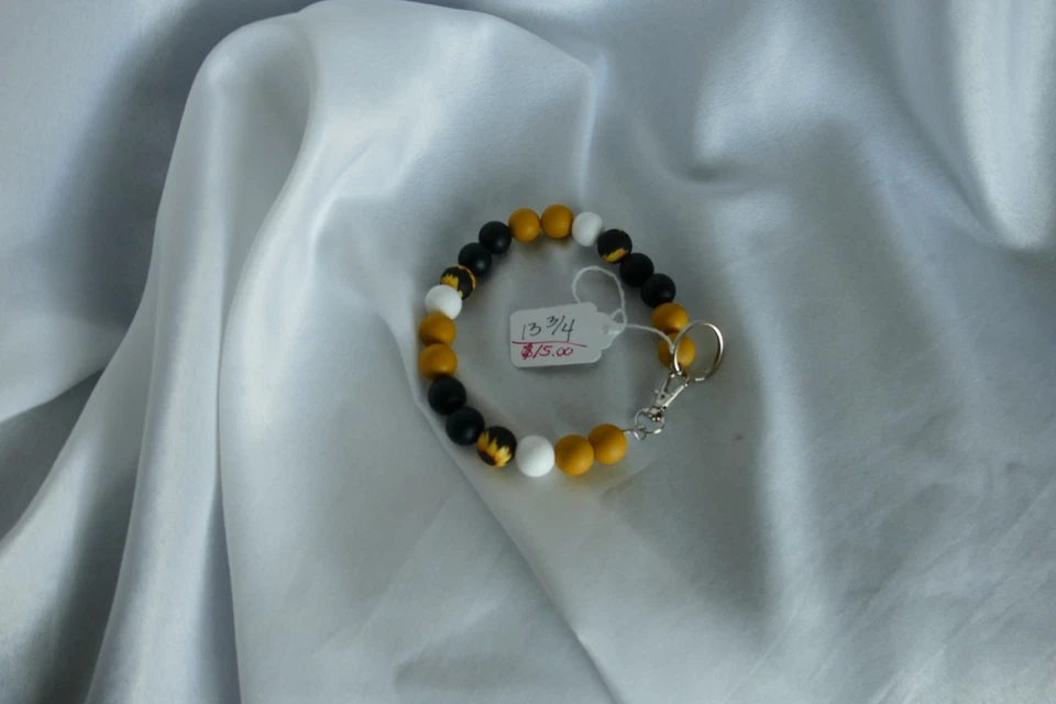 Pet Necklace - Image 1 of 1