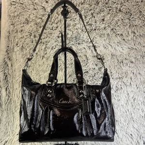 Coach Ashley Mahagoni Lackleder Handtasche Schulterriemen glänzend elegant gebraucht, in einwandfreiem Zustand - Bild 1 von 21