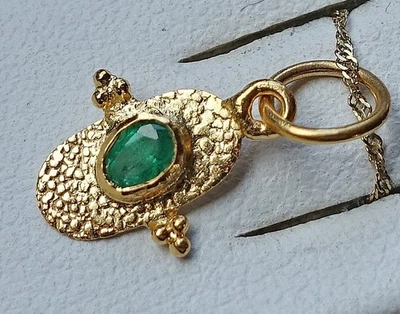 Gelbgold Anhänger aus 750 18kt Gold mit Smaragd Smargde Oval Schliff ♦️ 8980 - Bild 1 von 4