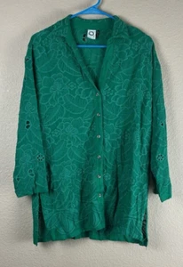 Akemi + Kin Kelly Arthropologie XS Oversized Kelly Green Floral Eyelet Shirt - Bild 1 von 8
