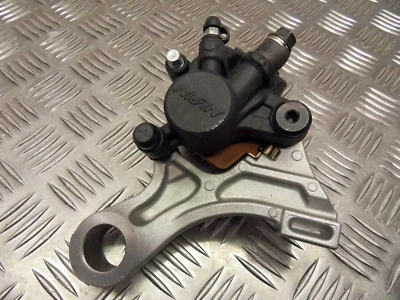 Honda CBR600RR NISSIN задний тормоз суппорт и держатель 2007 до 2012 - Изображение 1 из 4