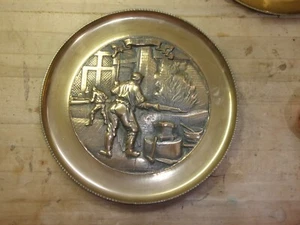 vintage brass wall plate jdd holland DE SMIT blacksmith shop 13 1/2 inch dia. - Picture 1 of 11