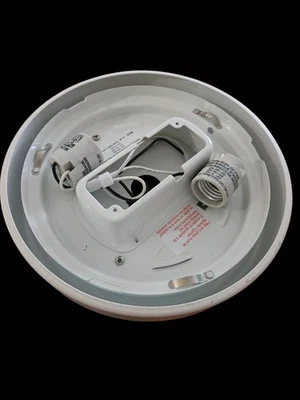 Replacement Light Mount Assy. From 51336 Hunter Aerodyne 52” White Ceiling Fan - Image 1 of 3