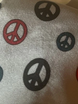 Corbata cuello seda signo de paz activista Vicky Davis nueva con etiquetas años 70 nueva con etiqueta Foto 1 de 4