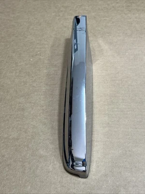 Cubierta de montaje en portaequipajes de techo trasero izquierdo Kia Sorento 2011-2013 lado del conductor OEM Foto 1 de 4