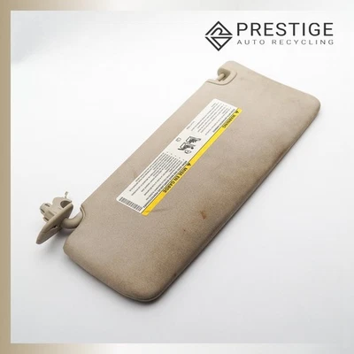 Parasol Dodge Dart 2013-2016 con montaje de espejo derecho 1SW60HDAAA Foto 1 de 4