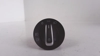 Schalter Licht/nebel VW Jetta 16 1.2 TSI BJ 11 VW Jetta 1.2 TSI Bj 2011 - Bild 1 von 3