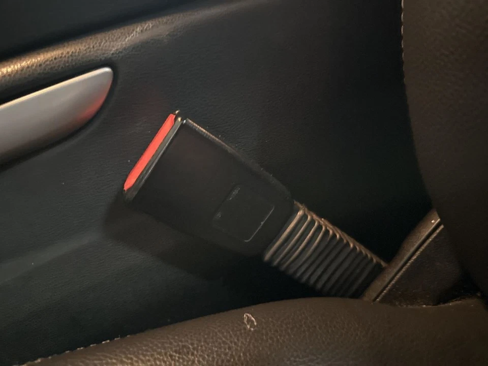 安全带前 164 型 GL450 水桶座 适合 09-12 MERCEDES GL-CLASS 241524 — 第 1/1 张图片