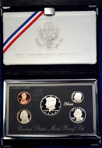 1995-s Premier SILVER Proof Set. Coins in Mint Made Custom Display Box Cover