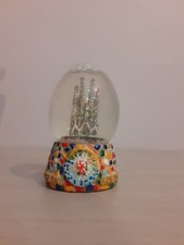 PALLA DI VETRO CON NEVE O BRILLANTI MISURA PICCOLA  BARCELLONA H 7/8 CM
