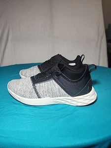 Reebok Knit Black Chalk Astroride Edge Running Shoes Athletic Low Top WomensSz5 - Picture 1 of 8