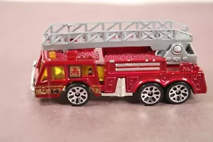 Matchbox Emergency Fire Engine 14 Ladder LQQK - Picture 1 of 7