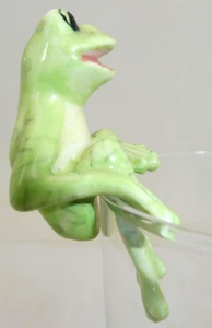 KLIMA K661 Miniature statuette en porcelaine - GRENOUILLE ACROBATE N° 4 FROG - Imagen 1 de 4