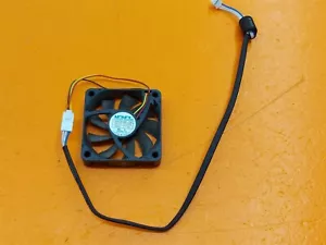 ⭐️⭐️⭐️⭐️⭐️ TV Samsung 400PXN LED PCB Fan BP31-00025B (G6015S12B2) 3-Pin - Picture 1 of 5