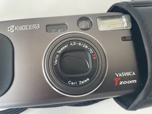 Vintage analoge Kyocera Yashica T zoom Carl Zeis Vario 80er Bastler - Bild 1 von 16