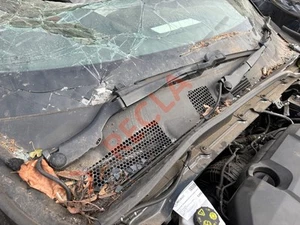 VOLVO Xc40 (536) WIPER MOTOR FRONT - Picture 1 of 6