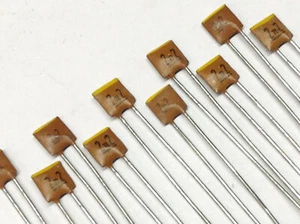 10 Stück HF-Kondensatoren Keramik radial bedrahtet 2,2nF 63V gelb (M2159) - Picture 1 of 5