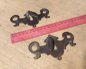 ANTIQUE BRASS KEY ESCUTCHEON LARGE PAIR BRONZE GEORGE III - Picture 1 of 18