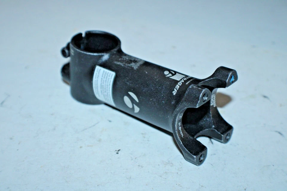 Bontrager 11/8" Threadless MTB Stem Black 100mm 31.8mm 7° Rise Fast USA Shipper - Image 1 of 4