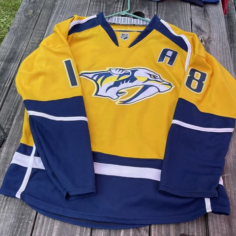 REEBOK  Nashville Predators Home #18 James Neal Jersey Size 48 Cover