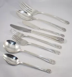 April Flatware William Rogers International Silver 1950 Silverplate You Choose - Picture 1 of 14