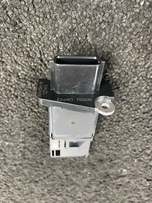 GENUINE AIR FLOW SENSOR FOR NISSAN NOTE 1.2 1.6 E11 E12 2006-2017 - Image 1 of 4