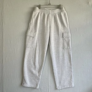 Pantalones deportivos Aritzia para mujer S gris polar acogedor mega ajuste bolsillos de carga polar - Imagen 1 de 8