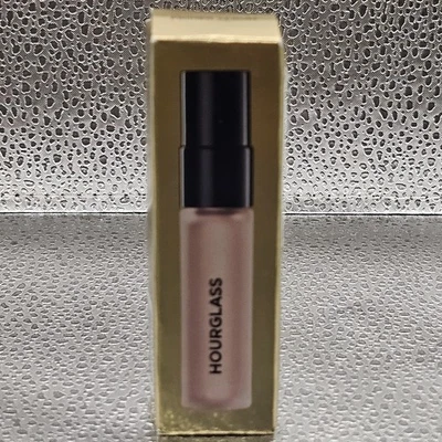 NIB HOURGLASS No. 28 Primer Serum Hydrating Makeup Primer 0.27Fl oz /8ml $65 - Image 1 of 4