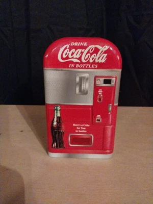 Coca-Cola Vintage Vending Machine Tin Box 1997 - Image 1 of 4