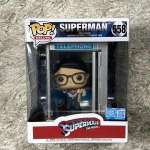 Funko Pop Deluxe! DC Universe Superman #558 Telefonzelle Christoper Reeves. Neu - Bild 1 von 4