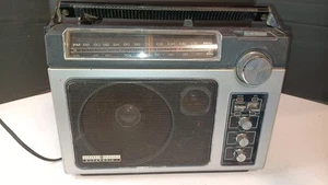 Radio AM/FM Largo Alcance General Electric GE SUPERADIO II MODELO 7-2885 DE COLECCIÓN - Imagen 1 de 17