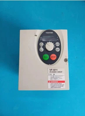 INVERTER TOSHIBA VF- S11.   - Image 1 of 4