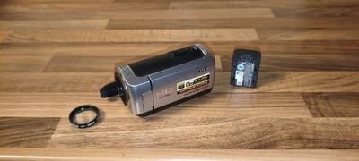 Sony Handycam HDR-CX100 HDD Digital Camcorder 8GB Built In Memory - Image 1 of 4