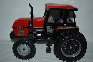 Ertl 1:16 Case International 3294 Tractor MFD & Cab Collector Series May 1985 - Picture 1 of 5
