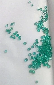Esmeralda natural (1), sin tratamientos @ 1 mm excelente para joyería - Imagen 1 de 7