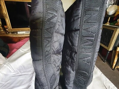 Armani Emporio nuevo sin etiquetas hasta la rodilla imitación piel i acolchado damas bota 40 NEGRA calle con p Foto 1 de 4
