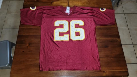 WASHINGTON REDSKINS Clinton Portis #26 football size large nfl Cover