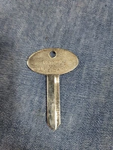 "L" Code Oval-Head Key Blanks for Various 1979-1993 Models by Ford Nos Rare - Bild 1 von 2