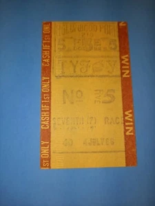 Vintage $5 DOLLAR HOLLYWOOD PARK RACETRACK PARA MUTUAL TICKET JULY 4TH 1966 EX - Picture 1 of 5
