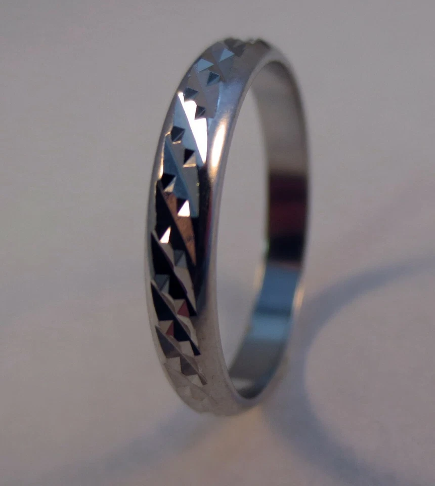 ANILLO DE BODA MUJER ORO BLANCO 14KT EP 3,5 MM CORTE LÁSER ENTRECRUZADO (L2) - TALLA 4 Foto 1 de 1