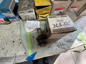 TRW 10275 BALL JOINT ''READ THE LISTING'' 9W. LOT OF 1 MOOG CROSS - Picture 1 of 4