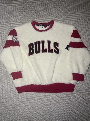 Women’s Tommy Jeans / Chicago Bulls Mindy Sherpa Pullover Sweatshirt Size Large - Image 1 of 4