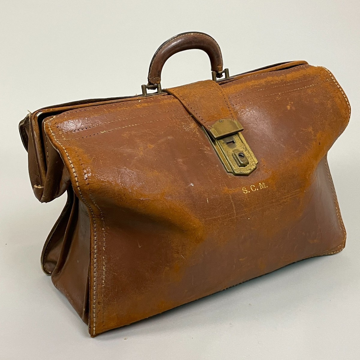 Vintage Medical Bag - Brown Faux Leather Doctor Bag - Retro Handbag For